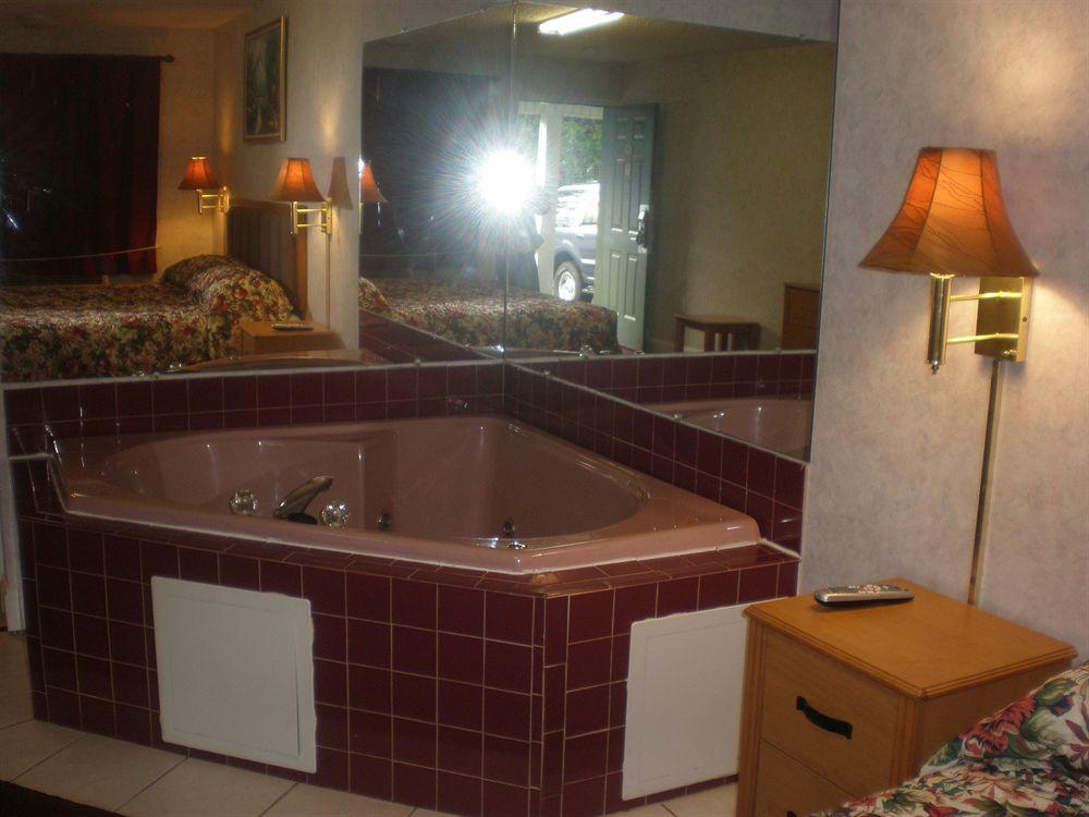 Highlander Motor Inn Atlantic City กัลโลเวย์ ภายนอก รูปภาพ